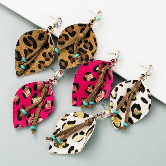 Leopard leather earrings - Picture 2 of 3